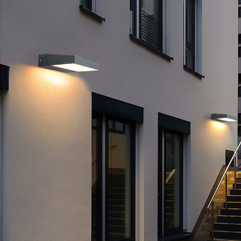 Rotatable Outdoor LED Wall Lamp